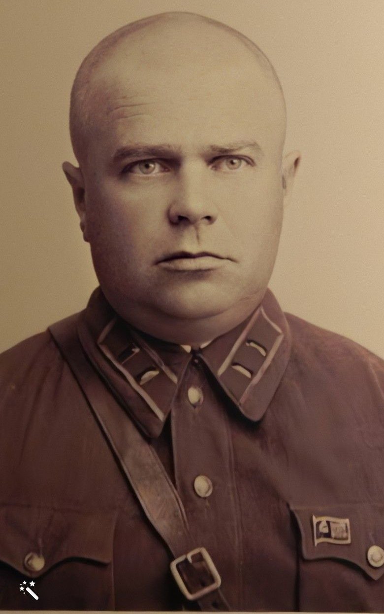 Майор А. П. Кузнецов в форме пограничных войск НКВД, 1940 год